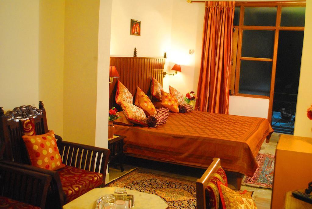 Hotel Harmony Khajurāho エクステリア 写真