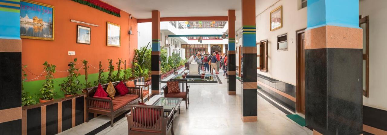 Hotel Harmony Khajurāho エクステリア 写真